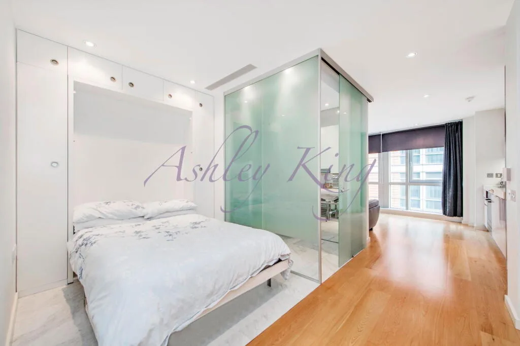 Studio flat for rent
