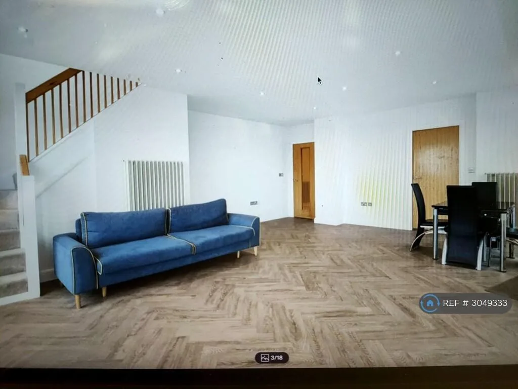 2 bedroom penthouse for rent