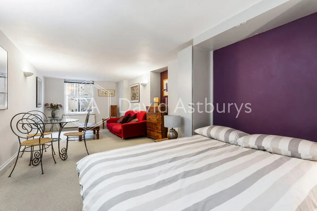 Studio flat for rent