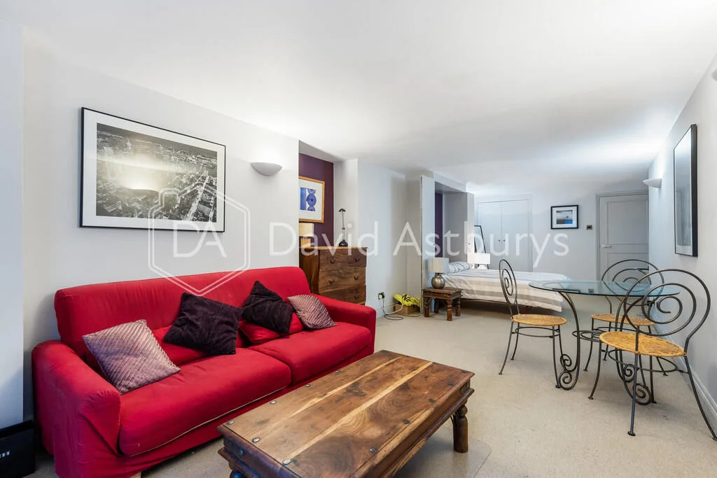 Studio flat for rent