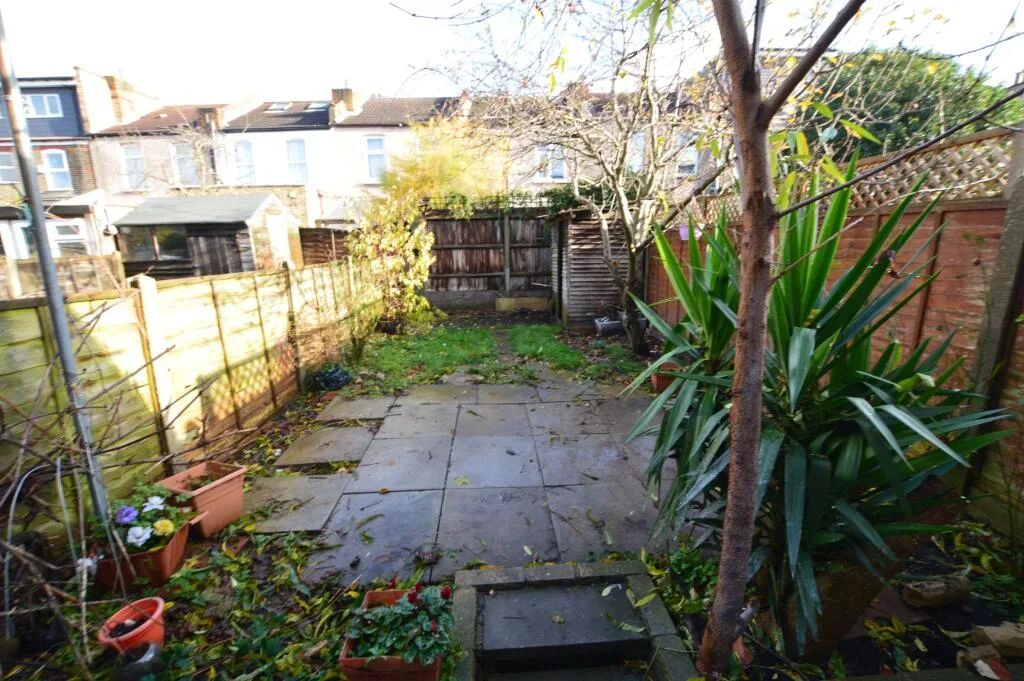 2 bedroom terraced house for rent