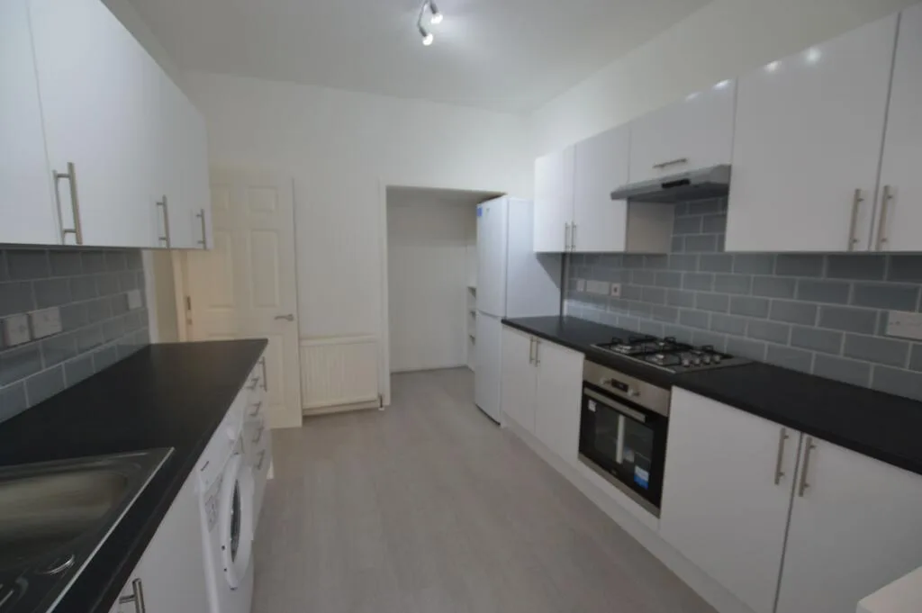 2 bedroom terraced house for rent