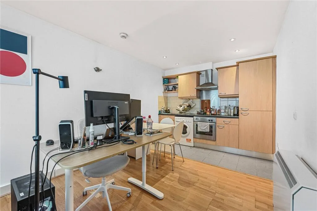 1 bedroom duplex for rent