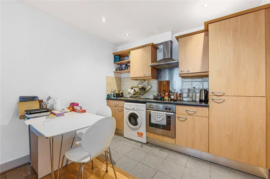 1 bedroom duplex for rent