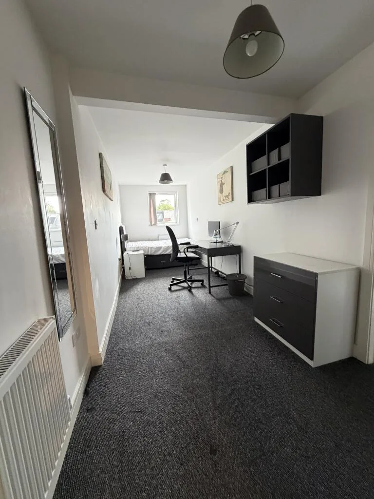 7 bedroom house for rent