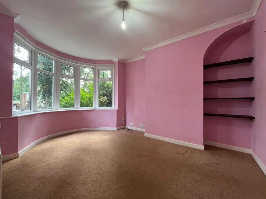 3 bedroom semi-detached house for rent