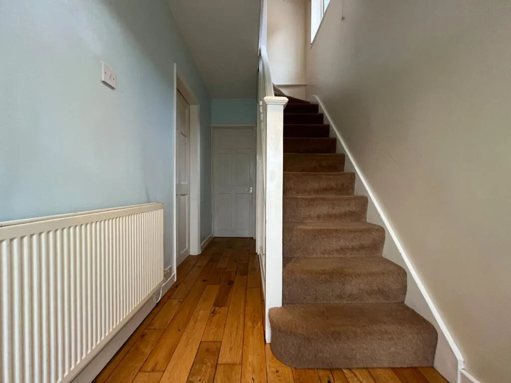 3 bedroom semi-detached house for rent