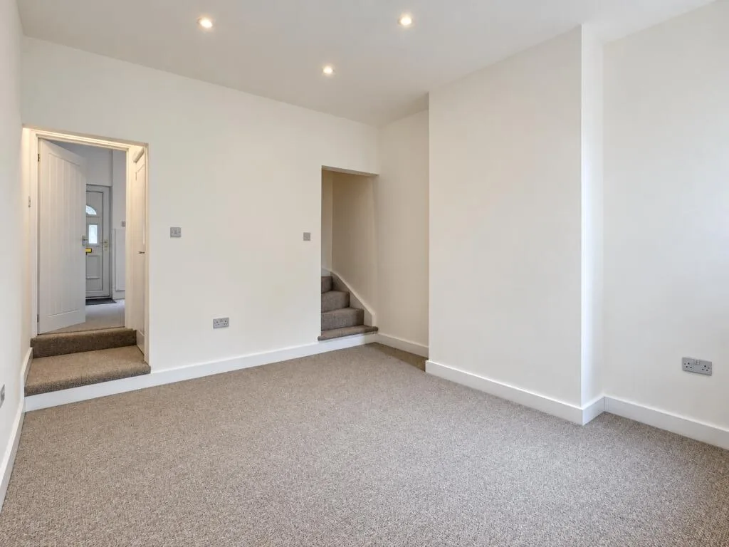 2 bedroom terraced house for rent