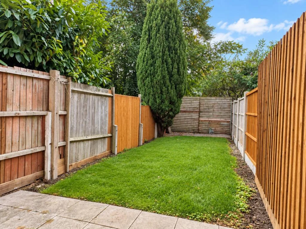 2 bedroom terraced house for rent