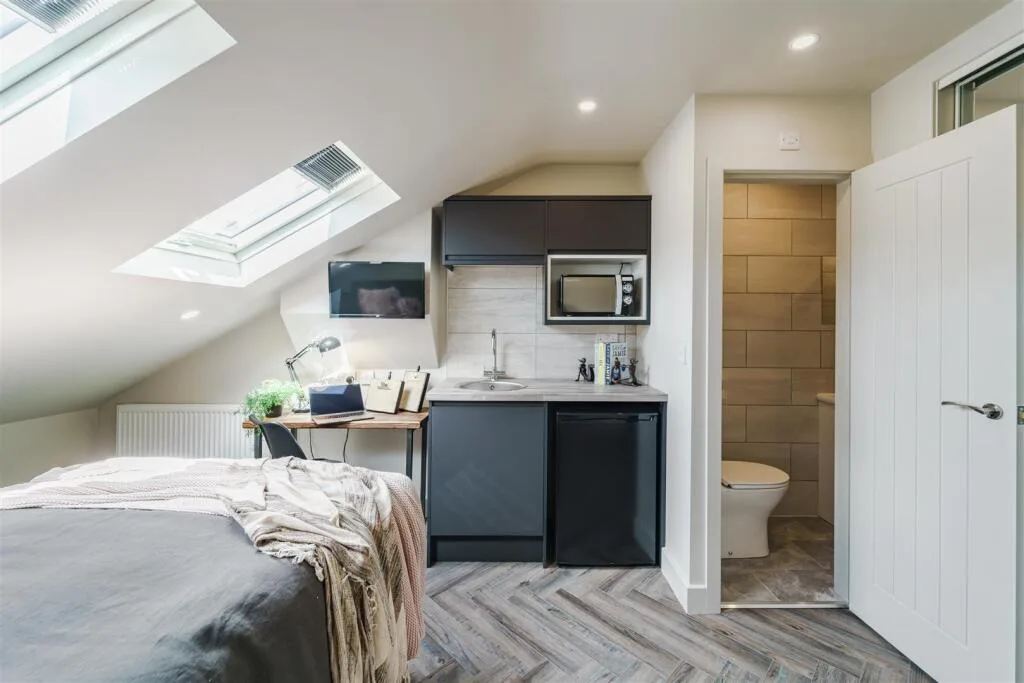 Studio flat for rent