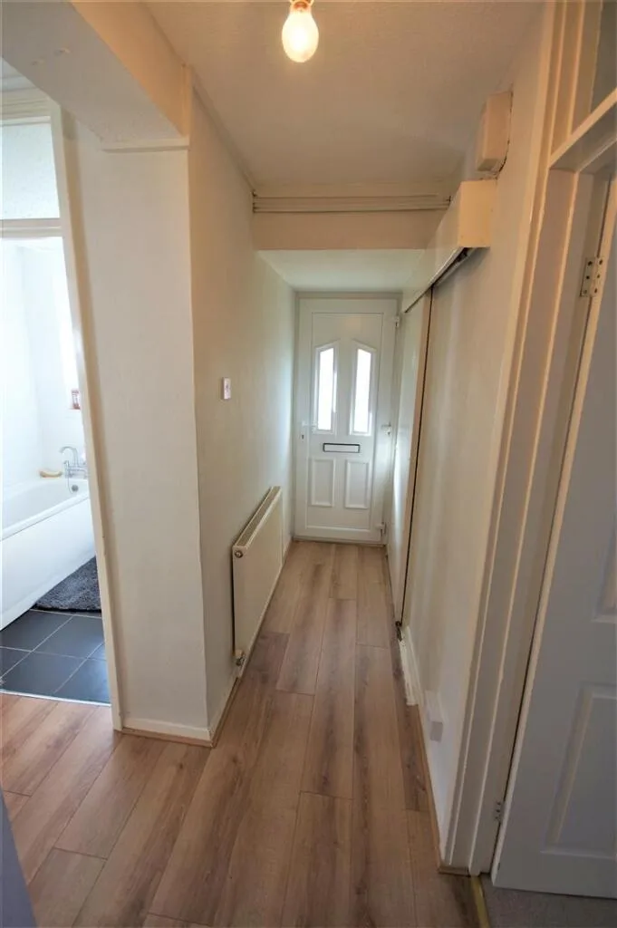 2 bedroom maisonette for rent