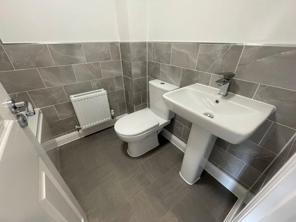 4 bedroom town house for rent