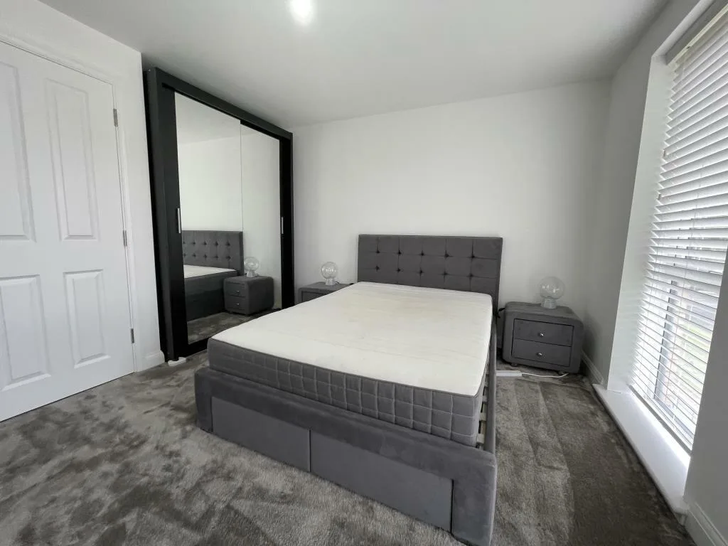 4 bedroom town house for rent