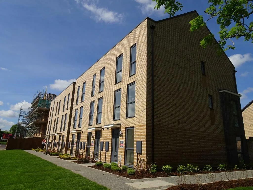 4 bedroom town house for rent