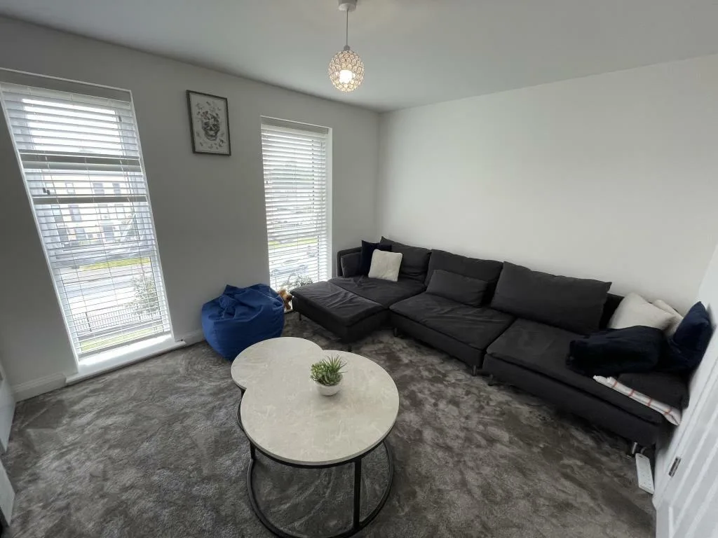 4 bedroom town house for rent
