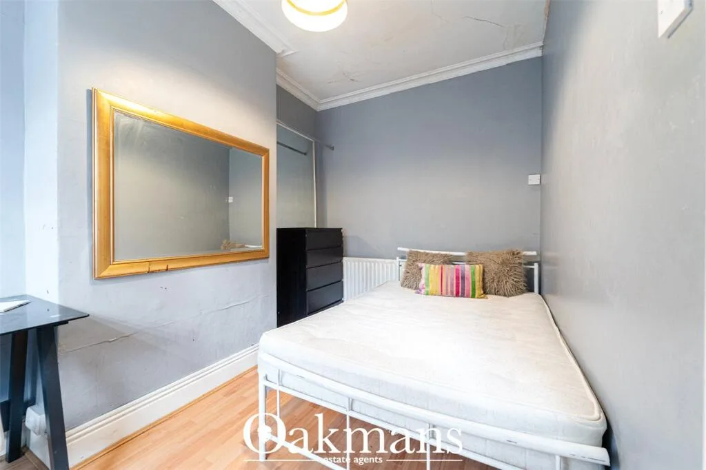 4 bedroom terraced house for rent