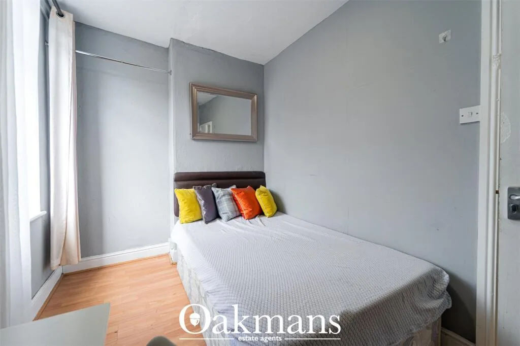 4 bedroom terraced house for rent
