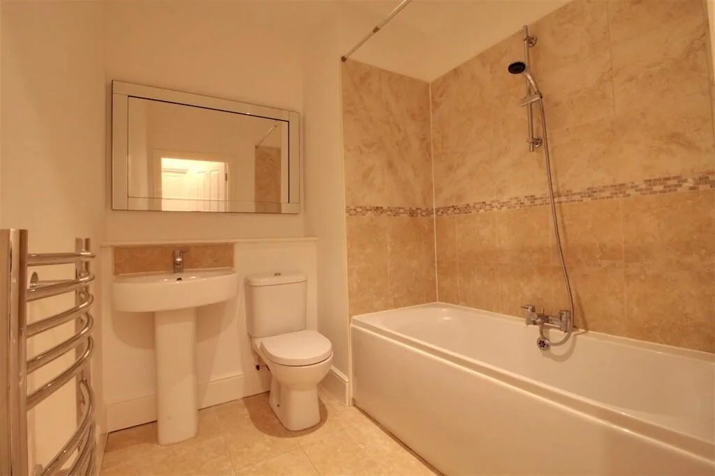 3 bedroom apartment for rent