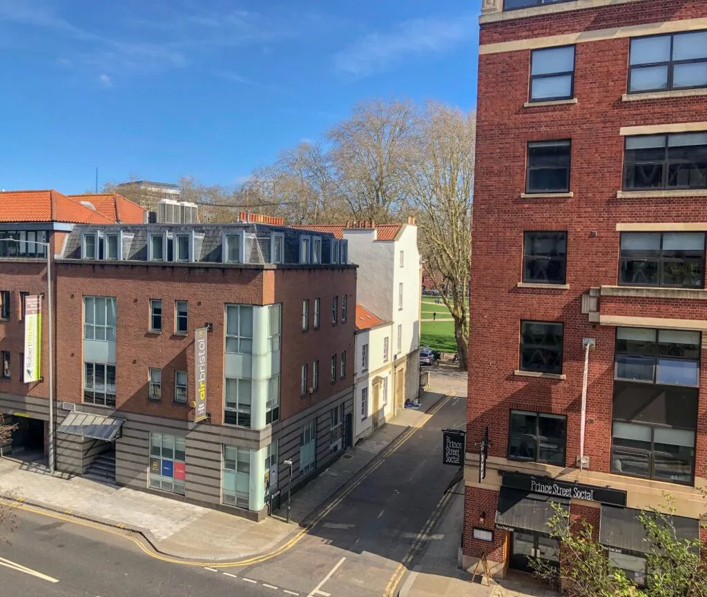 Studio flat for rent