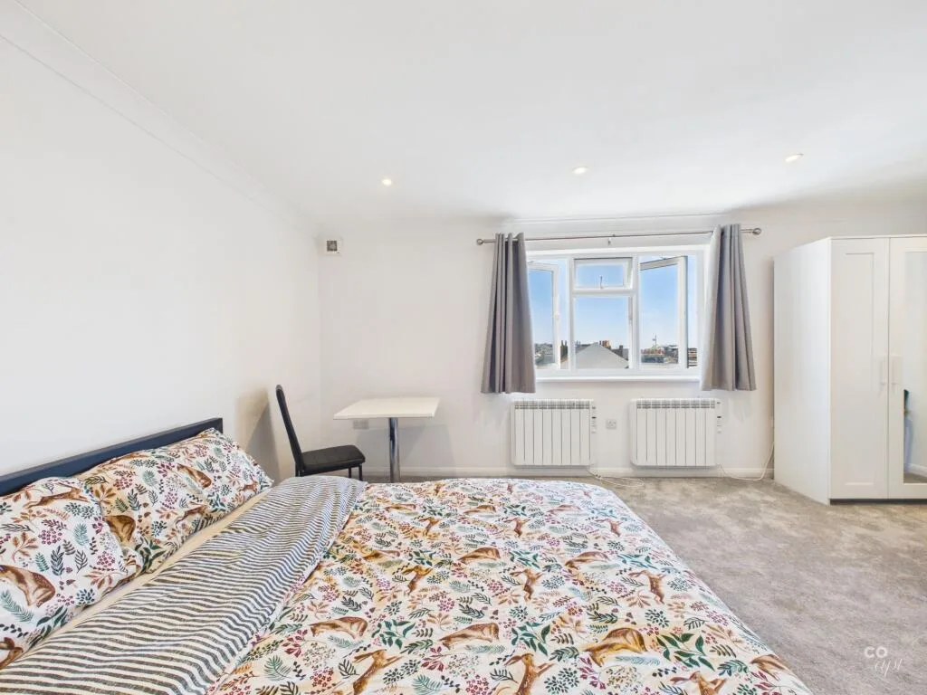 Studio flat for rent