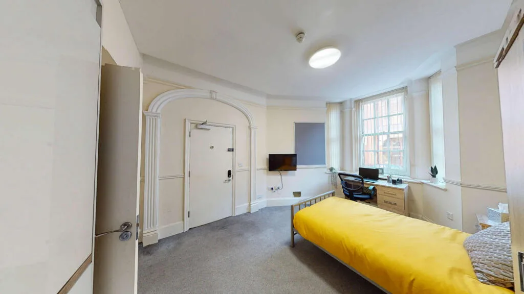 Studio flat for rent