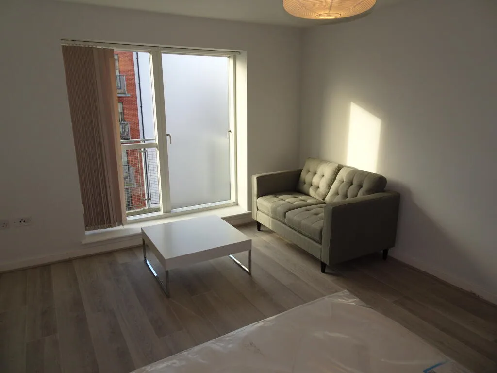 Studio flat for rent