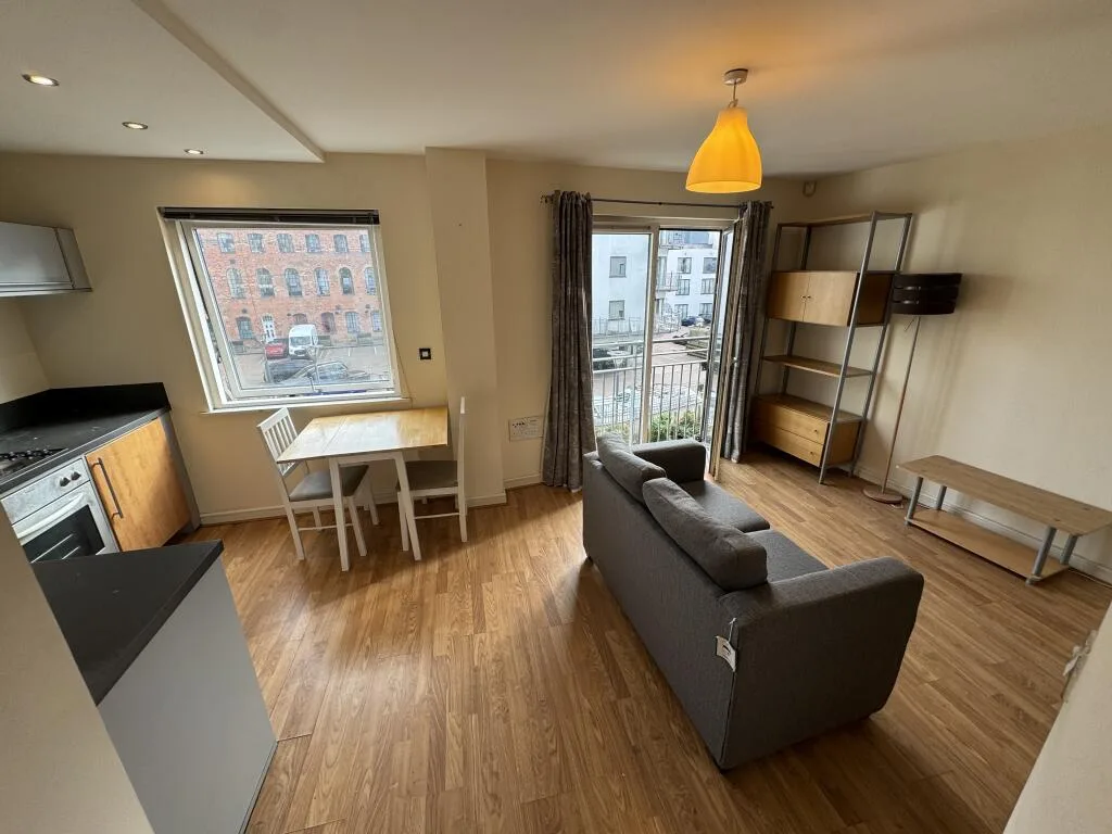 Studio flat for rent