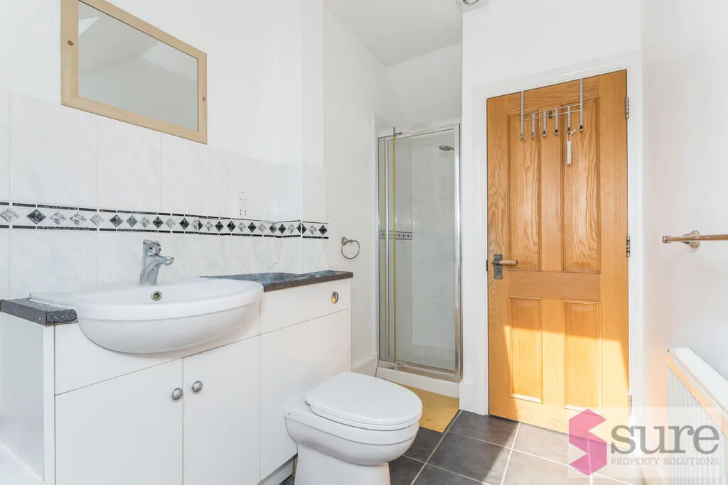 1 bedroom maisonette for rent
