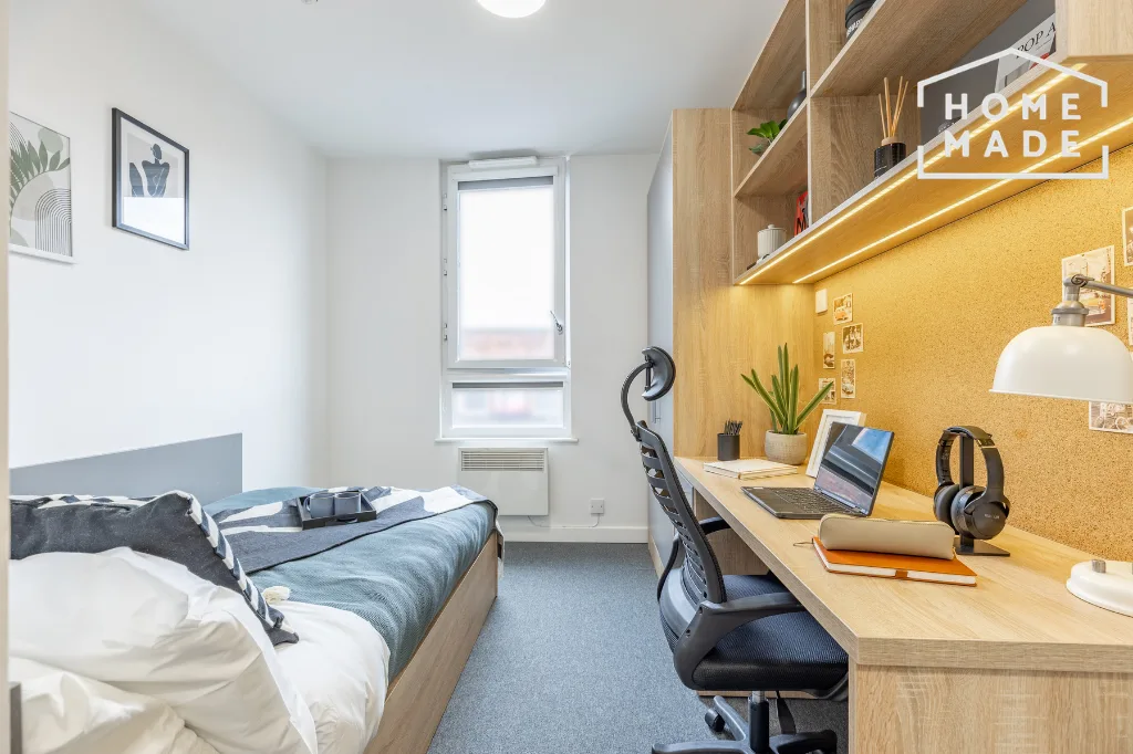 Studio flat for rent