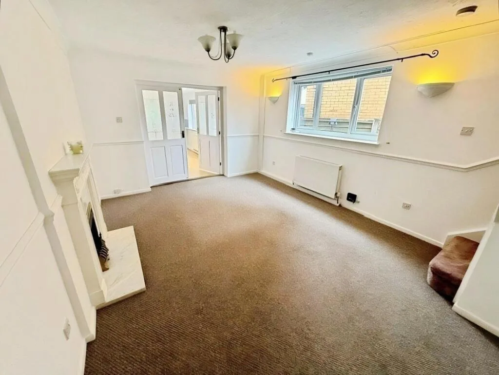 2 bedroom end of terrace house for rent