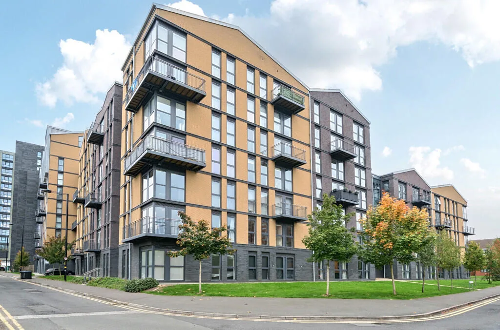 1 bedroom ground floor flat for rent