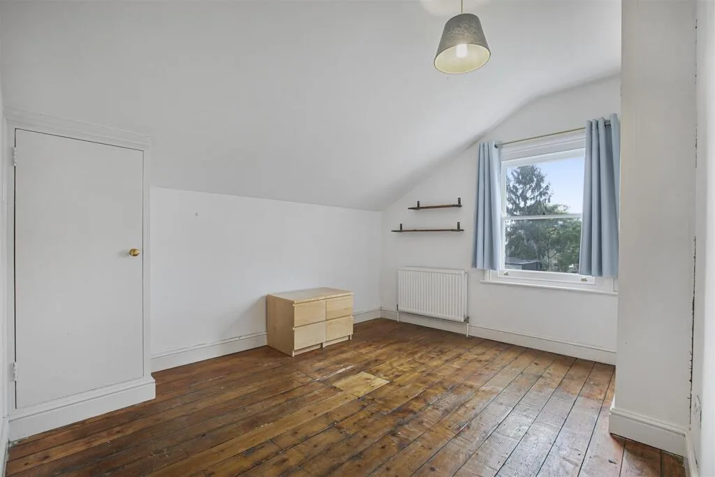 2 bedroom house for rent
