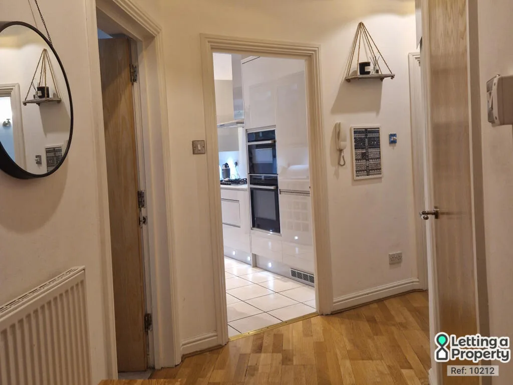 2 bedroom ground floor flat for rent