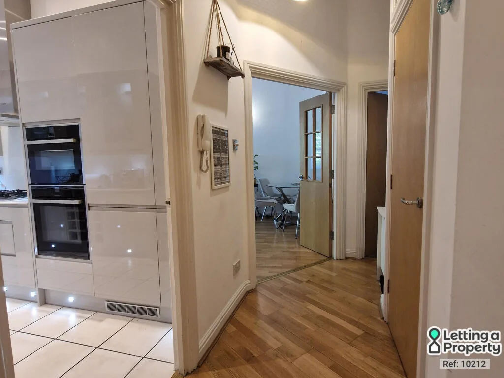 2 bedroom ground floor flat for rent