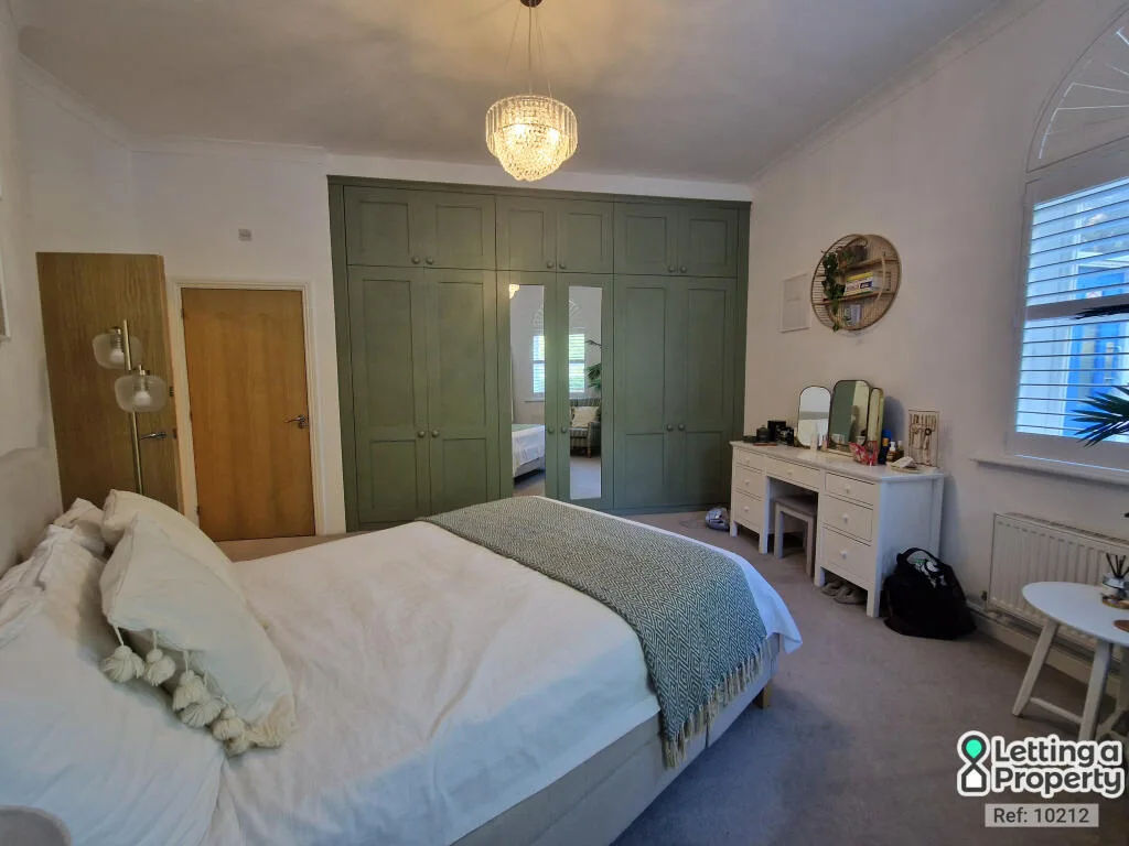 2 bedroom ground floor flat for rent