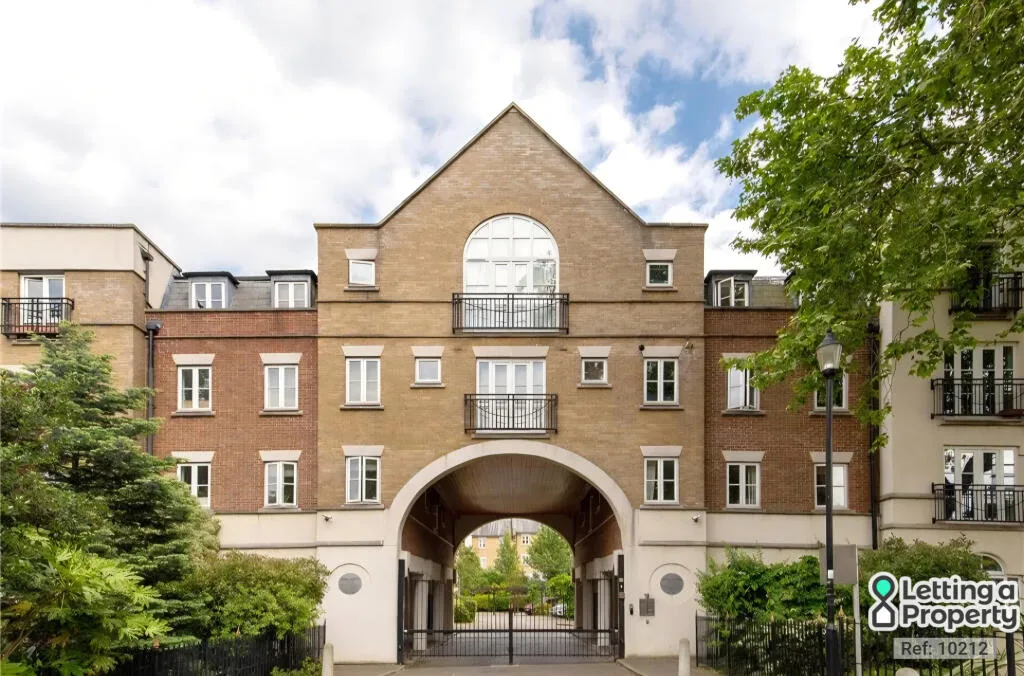 2 bedroom ground floor flat for rent