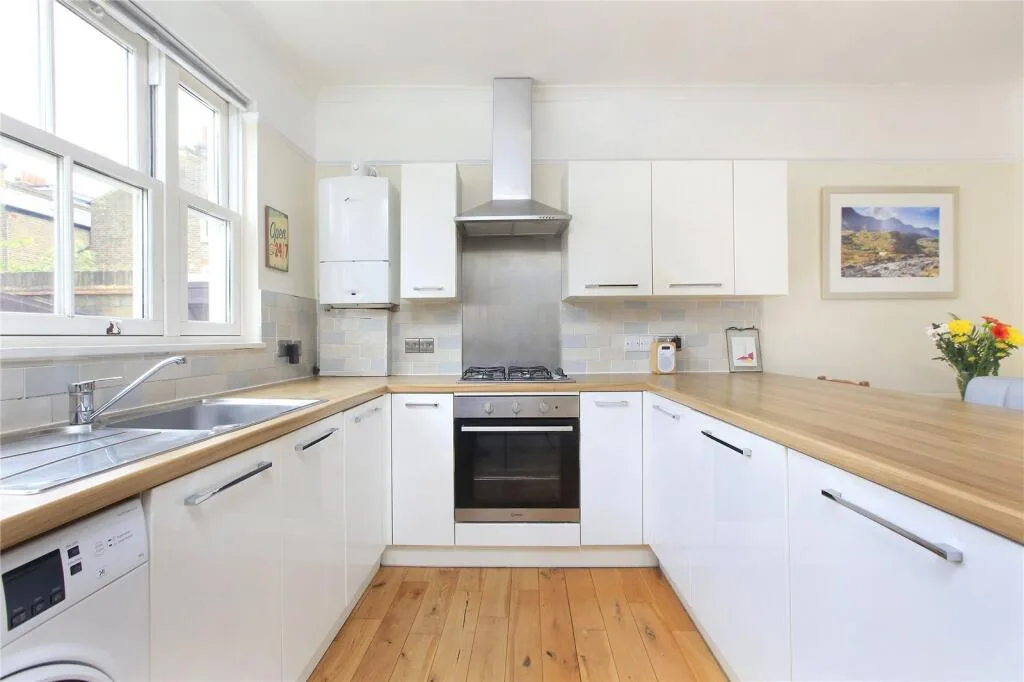 2 bedroom flat for rent