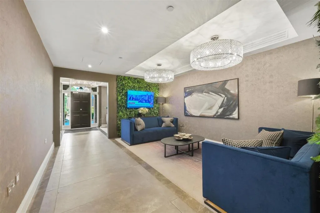 2 bedroom apartment for rent