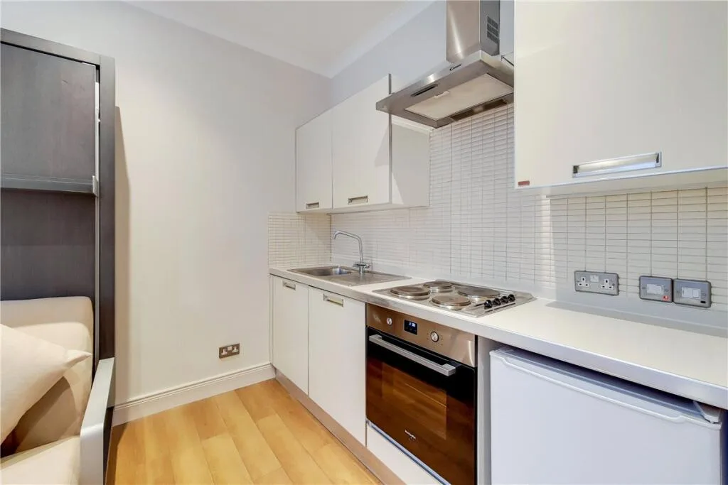 Studio flat for rent