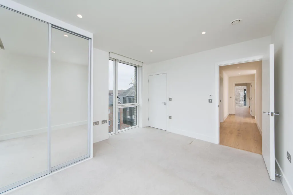 3 bedroom flat for rent