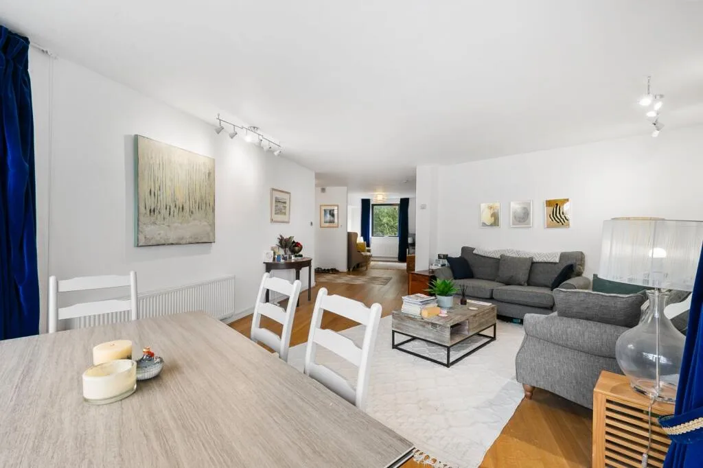 3 bedroom flat for rent