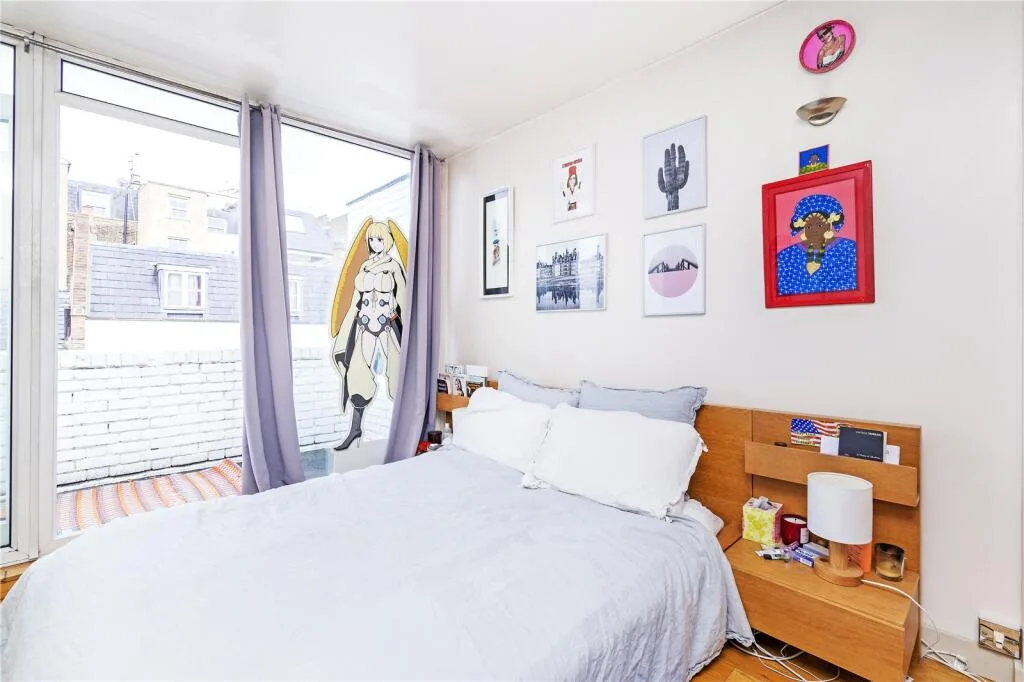 3 bedroom mews property for rent