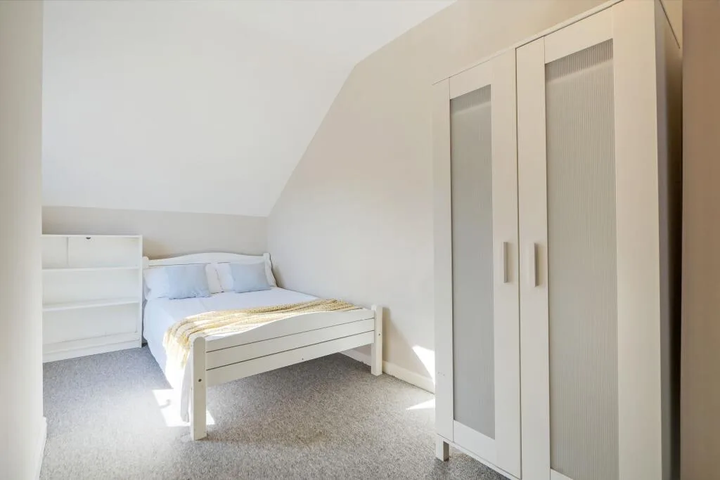 4 bedroom flat for rent