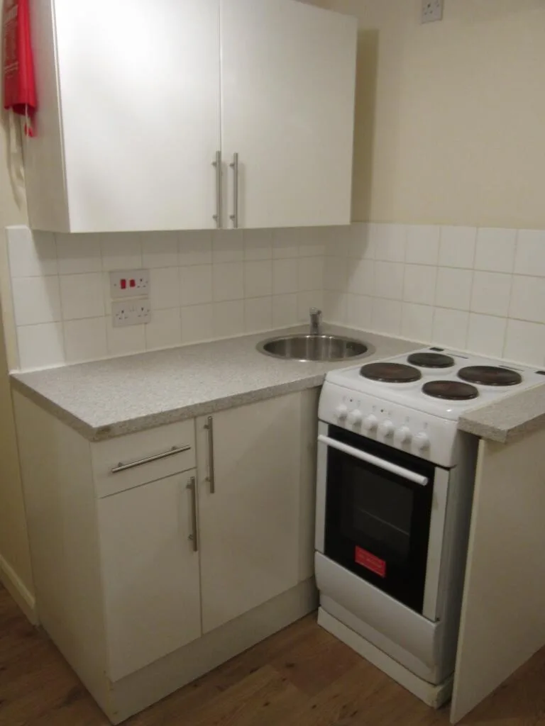 Studio flat for rent