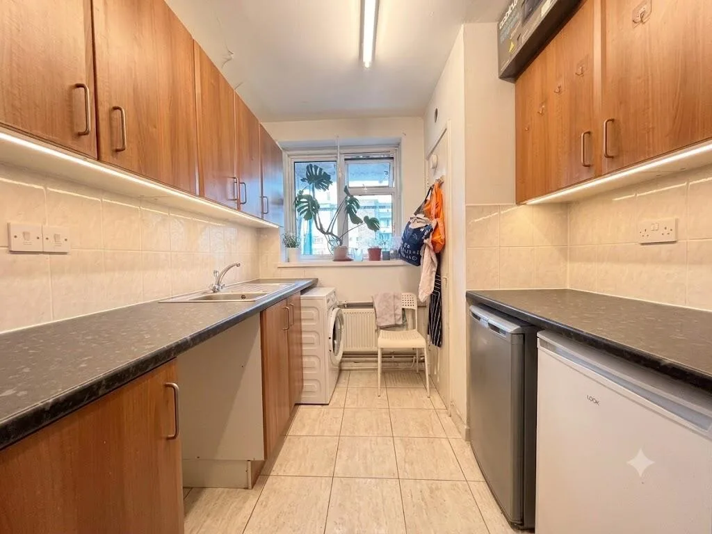 3 bedroom flat for rent