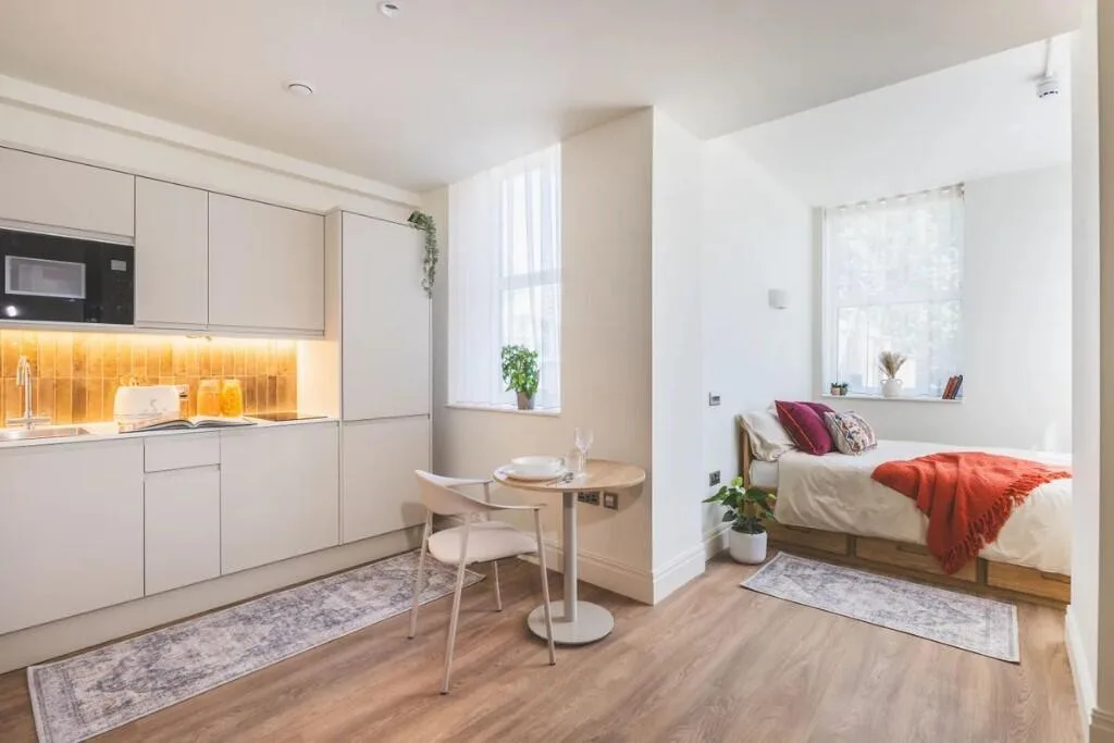 Studio flat for rent