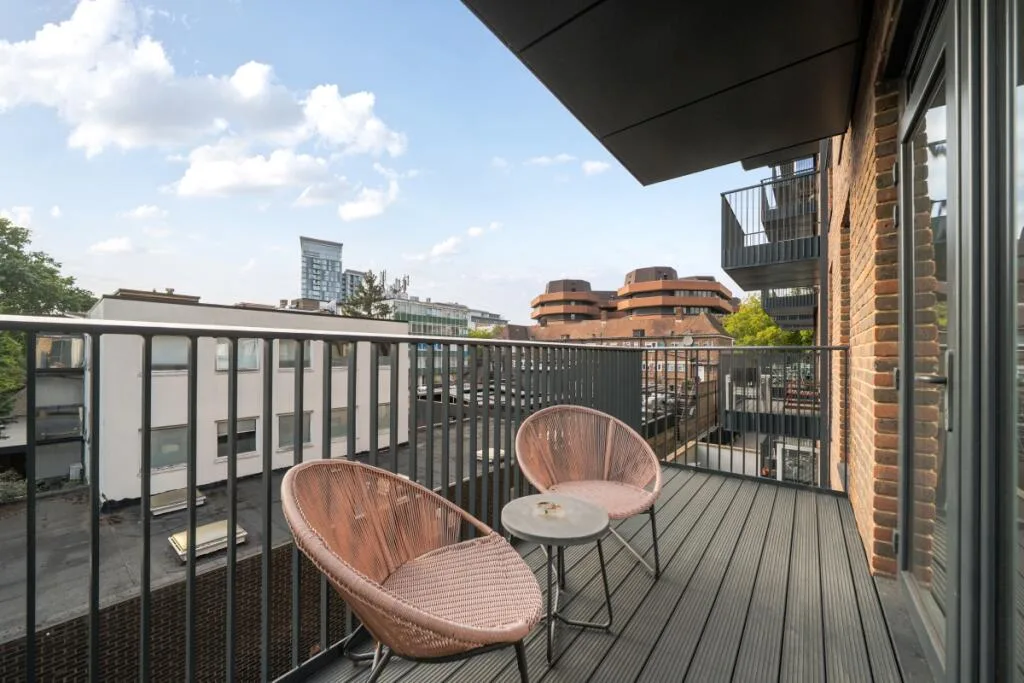 2 bedroom flat for rent