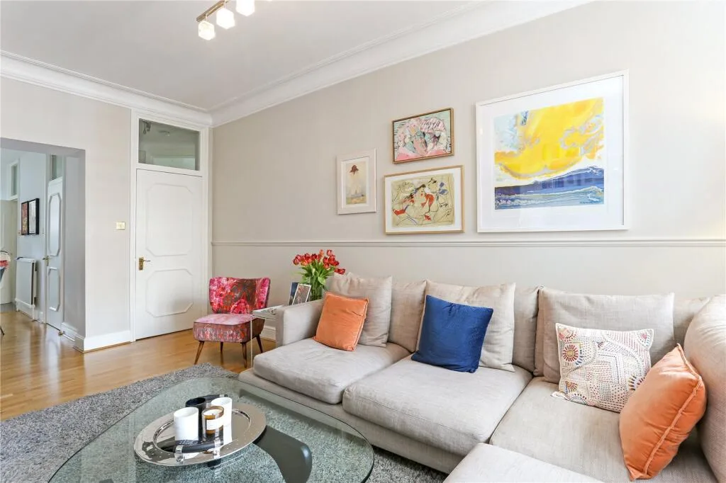 3 bedroom flat for rent