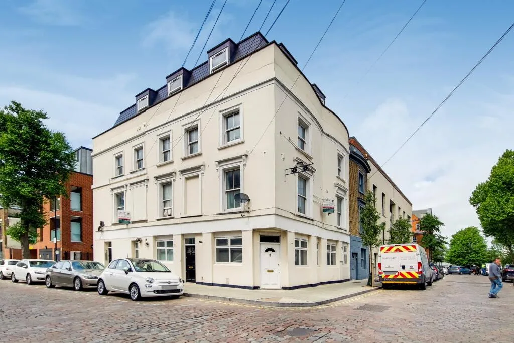 Studio flat for rent