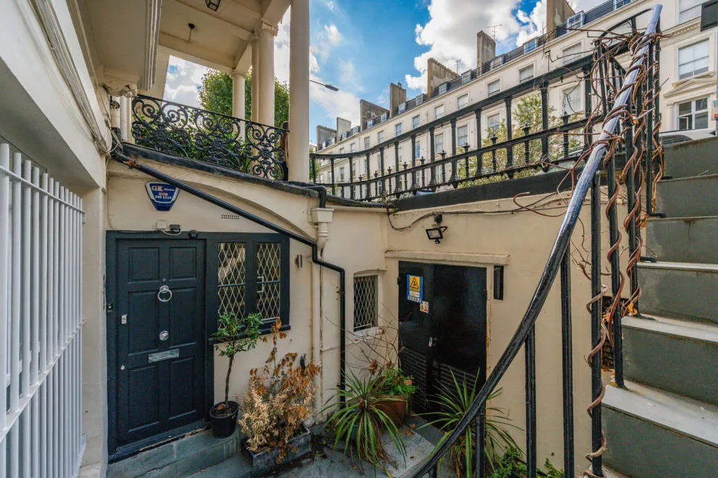 3 bedroom flat for rent